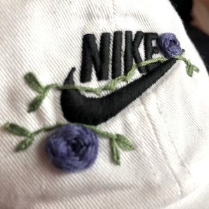 Vintage Nike Baseball Hat with Custom Embr…